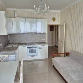 Продается 1-комнатная квартира, 41,7 м²