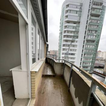 Продается 2-х комнатная квартира, 99,4 м²