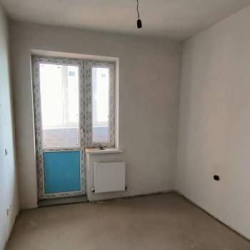 Продается 1-комнатная квартира, 37 м²