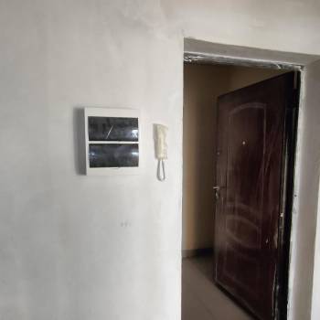 Продается 1-комнатная квартира, 37 м²