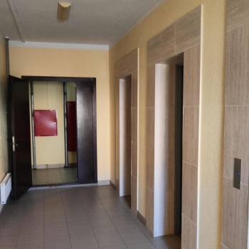 Продается 1-комнатная квартира, 37 м²