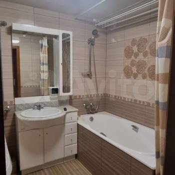 Продается Многокомнатная квартира, 105 м²