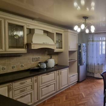 Продается Многокомнатная квартира, 105 м²