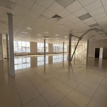 Сдается Нежилое помещение, 350 м²