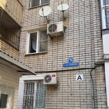 Продается Многокомнатная квартира, 122,9 м²