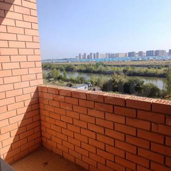 Продается 1-комнатная квартира, 37 м²