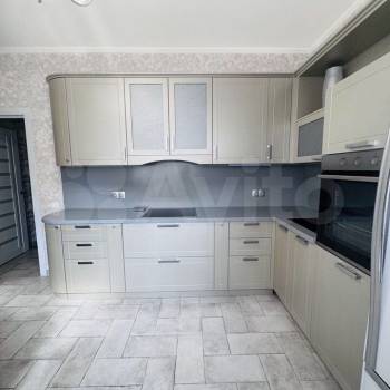 Продается 1-комнатная квартира, 47,6 м²