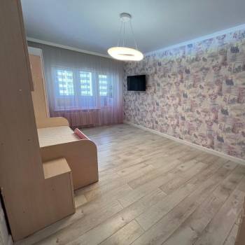 Сдается 2-х комнатная квартира, 88,7 м²