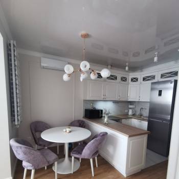 Сдается 1-комнатная квартира, 55 м²