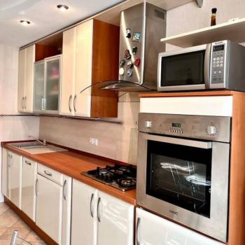 Продается Многокомнатная квартира, 122 м²