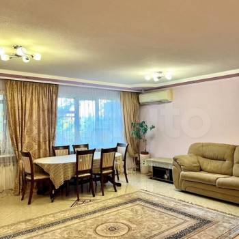 Продается Многокомнатная квартира, 122 м²