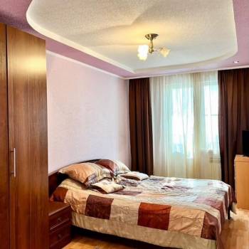 Продается Многокомнатная квартира, 122 м²