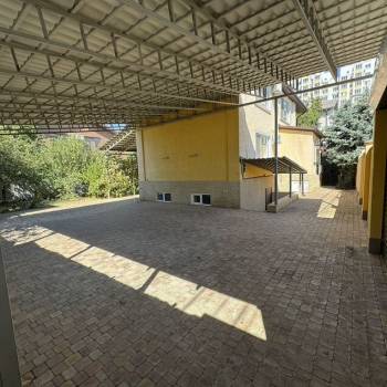 Продается Дом, 182 м²