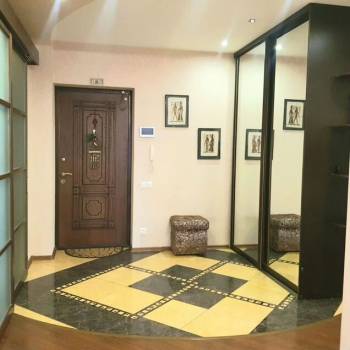 Продается 3-х комнатная квартира, 120 м²