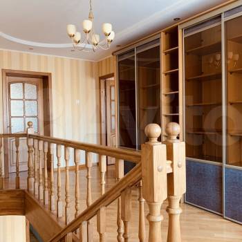 Продается Многокомнатная квартира, 100,2 м²