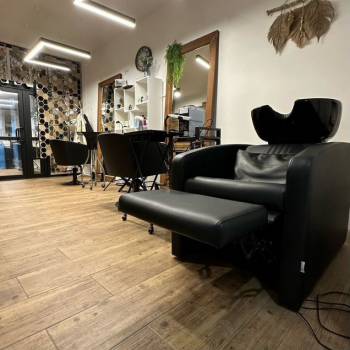 Продается 1-комнатная квартира, 42 м²