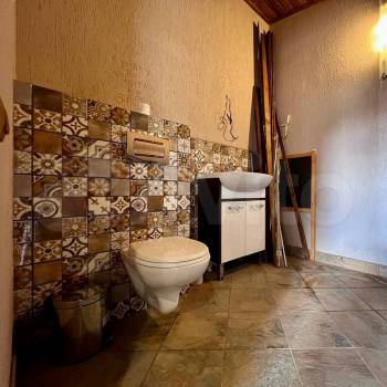 Продается Дом, 180 м²