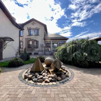 Продается Дом, 180 м²