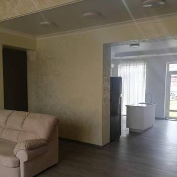 Продается Дом, 235 м²