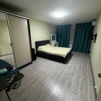 Сдается 1-комнатная квартира, 40 м²