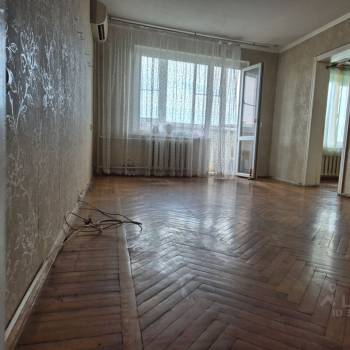 Продается Многокомнатная квартира, 77,4 м²
