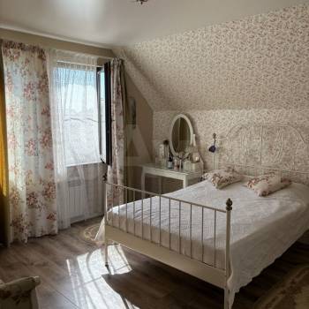 Продается Дом, 180 м²