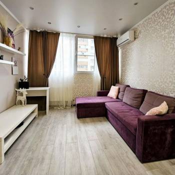 Продается 1-комнатная квартира, 41 м²