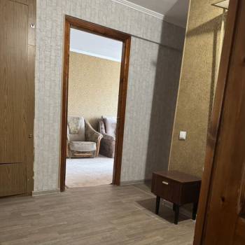 Продается Многокомнатная квартира, 76 м²