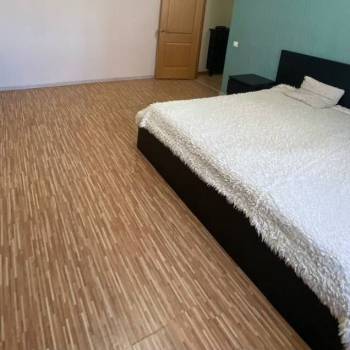 Продается 1-комнатная квартира, 46 м²