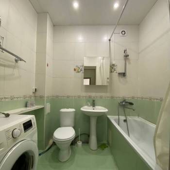 Продается 1-комнатная квартира, 46 м²