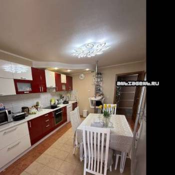 Продается 3-х комнатная квартира, 101 м²