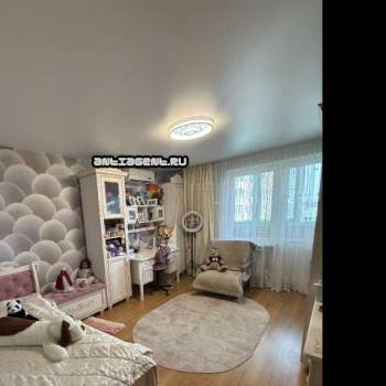 Продается 3-х комнатная квартира, 101 м²