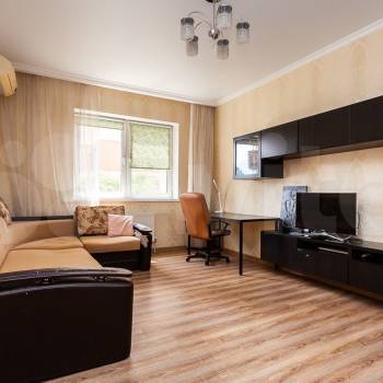 Продается 1-комнатная квартира, 47,7 м²