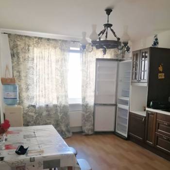 Продается 2-х комнатная квартира, 65 м²
