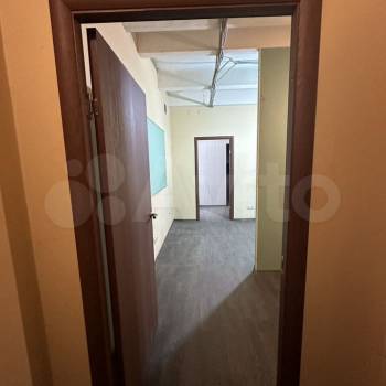 Сдается Нежилое помещение, 162 м²