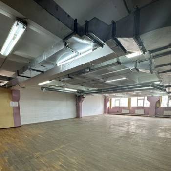 Сдается Нежилое помещение, 162 м²