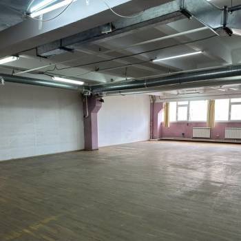 Сдается Нежилое помещение, 162 м²