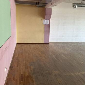 Сдается Нежилое помещение, 162 м²