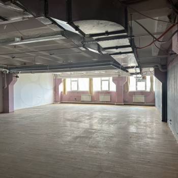 Сдается Нежилое помещение, 162 м²