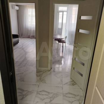 Продается 1-комнатная квартира, 38 м²