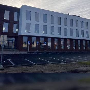 Продается Нежилое помещение, 2077 м²