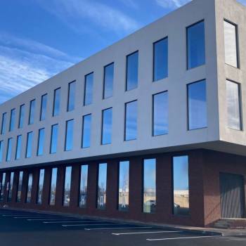 Продается Нежилое помещение, 2077 м²