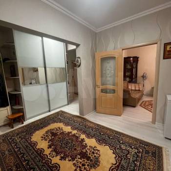 Продается Многокомнатная квартира, 105 м²