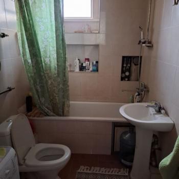 Продается 1-комнатная квартира, 42,4 м²