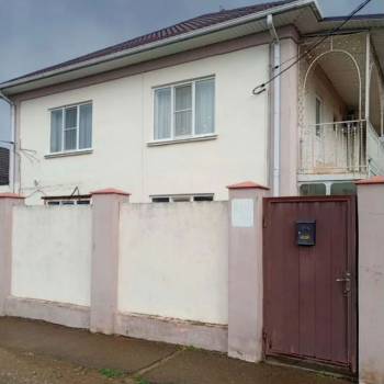 Продается Дом, 220 м²