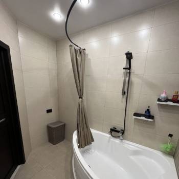 Продается 1-комнатная квартира, 42,6 м²