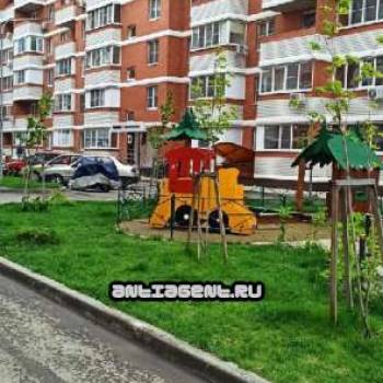 Сдается 1-комнатная квартира, 42 м²