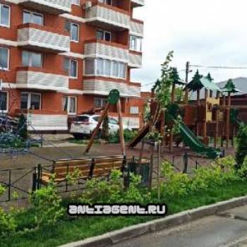 Сдается 1-комнатная квартира, 42 м²