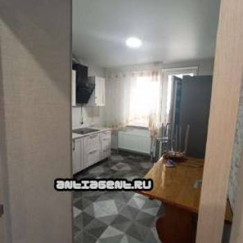 Сдается 1-комнатная квартира, 42 м²