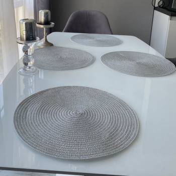 Продается 1-комнатная квартира, 40 м²